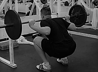 La importanacia en Crossfit de la alineación de rodilla